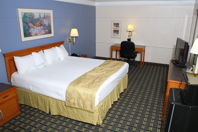 Imagen de la habitación del Hotel Days Inn By Wyndham Houston. Foto 3