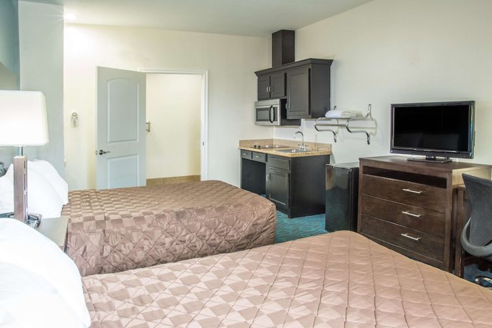 Imagen de la habitación del Hotel Days Inn By Wyndham Humble/houston Intercontinental Airport. Foto 8