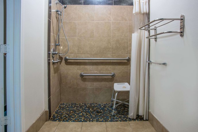 Imagen de la habitación del Hotel Days Inn By Wyndham Humble/houston Intercontinental Airport. Foto 17