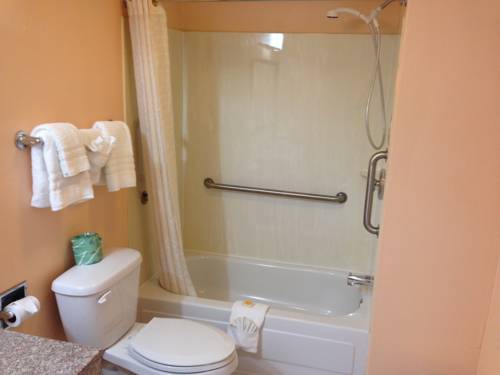 Imagen de la habitación del Hotel Days Inn By Wyndham Independence. Foto 5