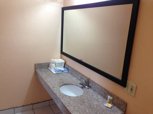 Imagen de la habitación del Hotel Days Inn By Wyndham Independence. Foto 6