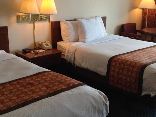 Imagen de la habitación del Hotel Days Inn By Wyndham Indianapolis East Post Road. Foto 6