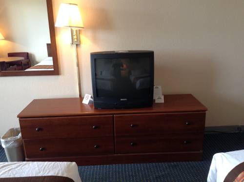 Imagen de la habitación del Hotel Days Inn By Wyndham Indianapolis East Post Road. Foto 9