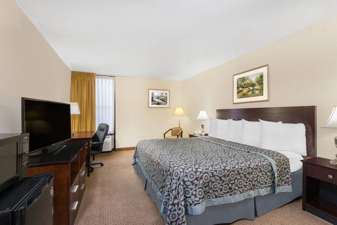 Imagen de la habitación del Hotel Days Inn By Wyndham Indianapolis Northeast. Foto 6