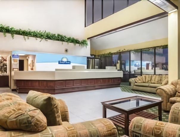 Imagen de los interiores del Hotel Days Inn By Wyndham Indianapolis Northeast. Foto 18