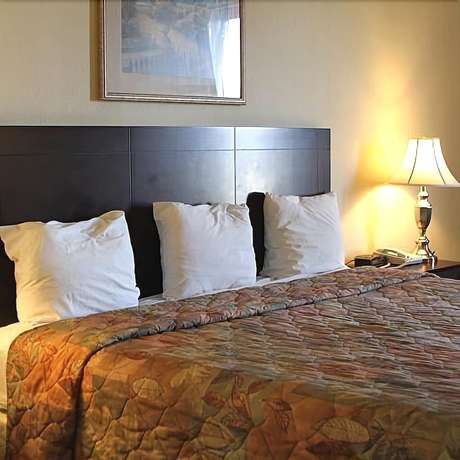 Imagen de la habitación del Hotel Days Inn By Wyndham Indianapolis Northeast. Foto 9