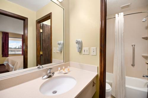 Imagen de la habitación del Hotel Days Inn By Wyndham Jacksonville Nc. Foto 9