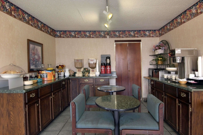 Imagen del bar/restaurante del Hotel Days Inn By Wyndham Jonesboro Ar. Foto 3