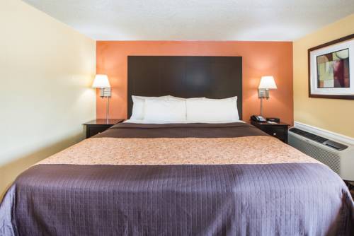 Imagen de la habitación del Hotel Days Inn By Wyndham Joplin. Foto 7