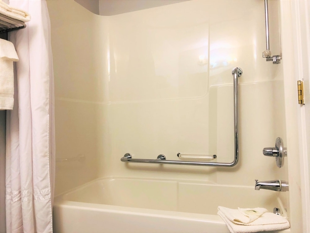 Imagen de la habitación del Hotel Days Inn By Wyndham Kamloops Bc. Foto 3