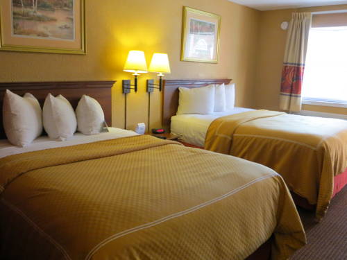 Imagen de la habitación del Hotel Days Inn By Wyndham Kansas City. Foto 5