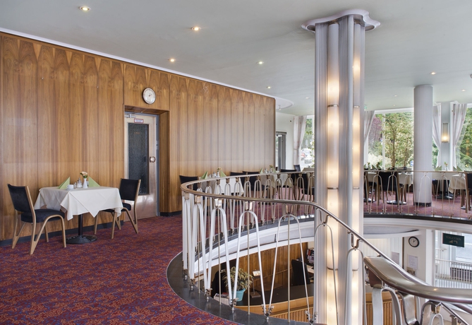 Imagen del bar/restaurante del Hotel Days Inn By Wyndham Kassel Hessenland. Foto 3