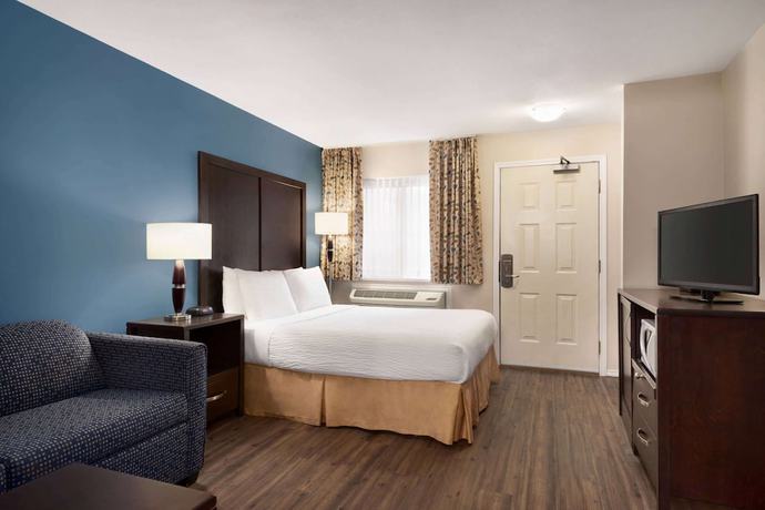 Imagen de la habitación del Hotel Days Inn By Wyndham Kelowna. Foto 2