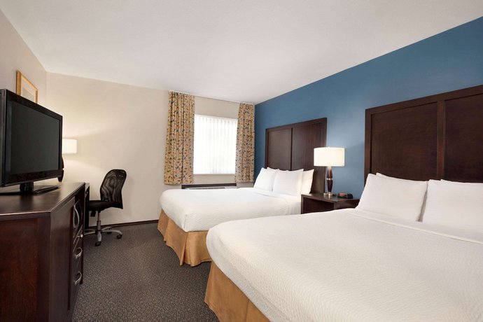 Imagen de la habitación del Hotel Days Inn By Wyndham Kelowna. Foto 7