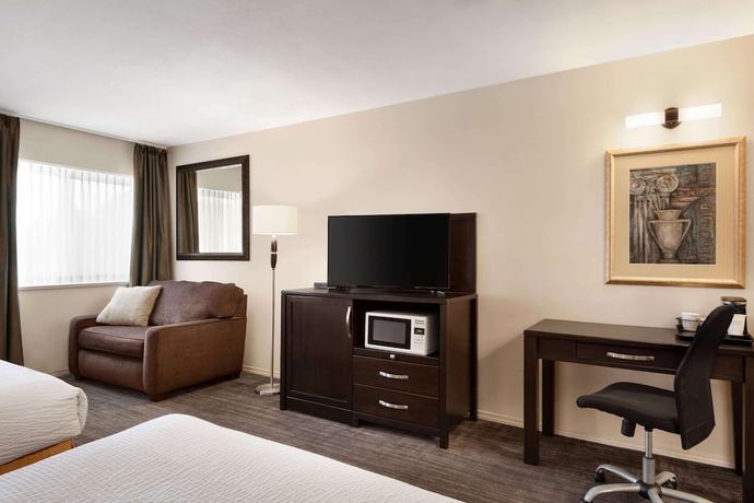Imagen de la habitación del Hotel Days Inn By Wyndham Kelowna. Foto 10