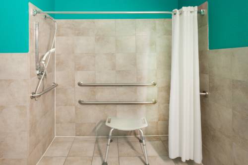 Imagen de la habitación del Hotel Days Inn By Wyndham Kemah. Foto 9