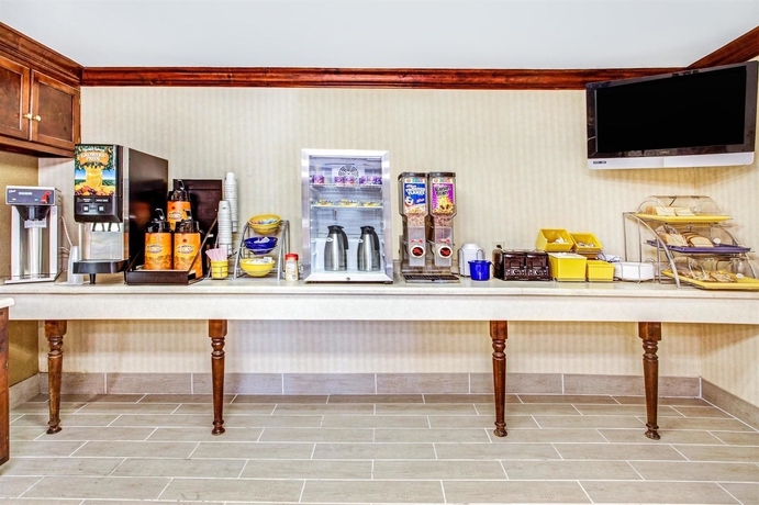 Imagen del bar/restaurante del Hotel Days Inn By Wyndham Kennesaw. Foto 3