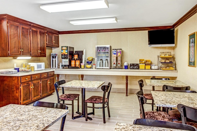 Imagen del bar/restaurante del Hotel Days Inn By Wyndham Kennesaw. Foto 4
