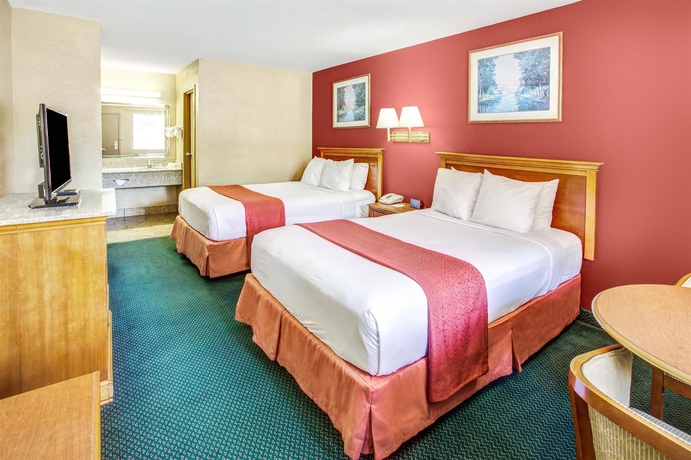 Imagen de la habitación del Hotel Days Inn By Wyndham Kennesaw. Foto 10