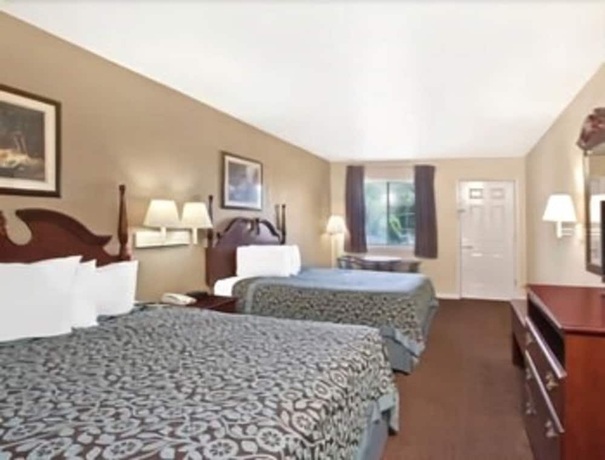 Imagen de la habitación del Hotel Days Inn By Wyndham Kerrville. Foto 14