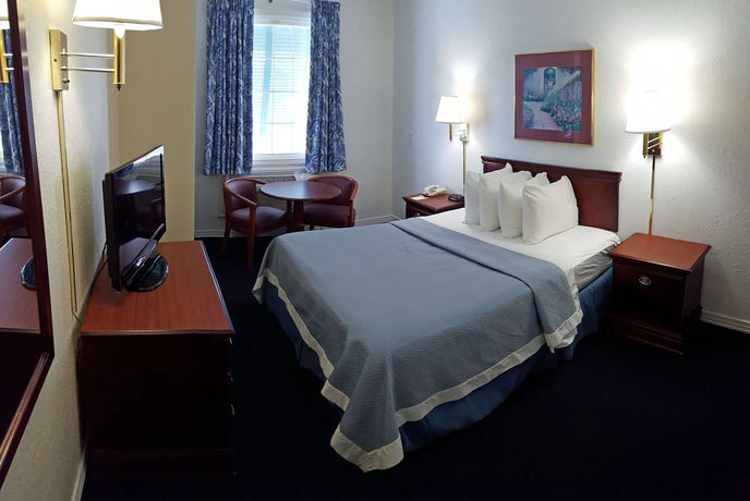 Imagen de la habitación del Hotel Days Inn By Wyndham Kill Devil Hills Oceanfront - Wilbur. Foto 10