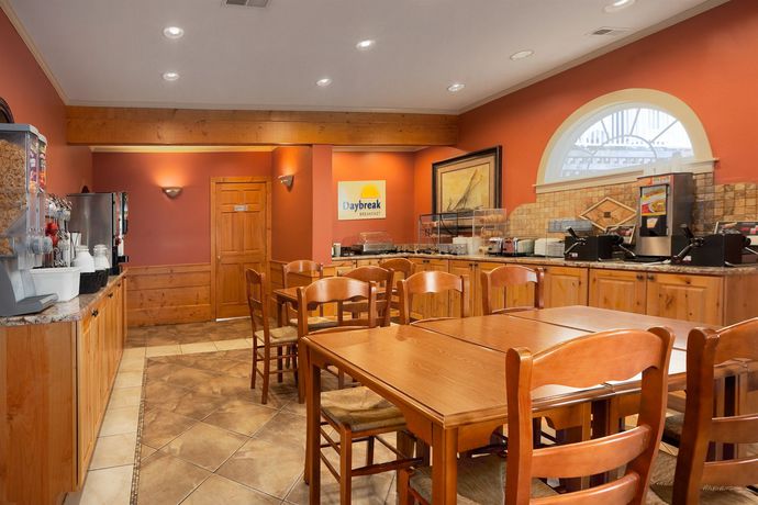 Imagen general del Hotel Days Inn By Wyndham Kill Devil Hills Oceanfront - Wilbur. Foto 2