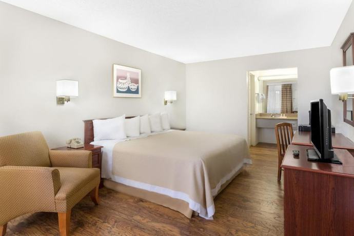 Imagen de la habitación del Hotel Days Inn By Wyndham Kingman West. Foto 6