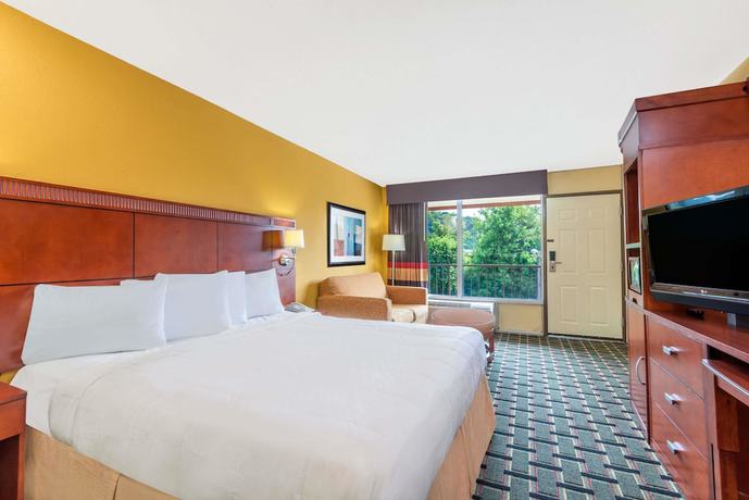 Imagen de la habitación del Hotel Days Inn By Wyndham Knoxville East. Foto 6