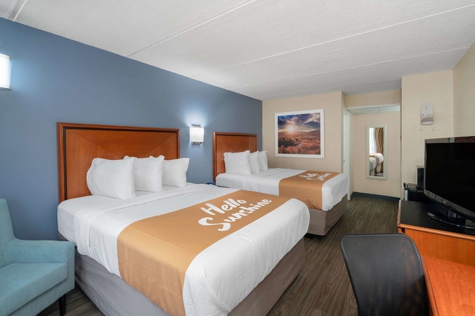 Imagen de la habitación del Hotel Days Inn By Wyndham Knoxville North. Foto 12