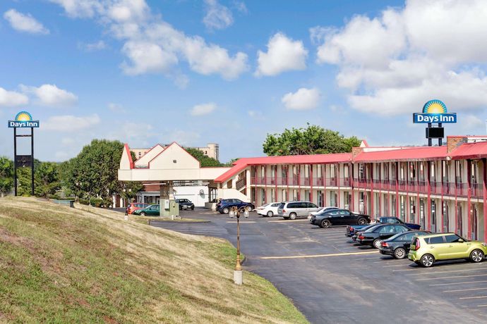 Imagen general del Hotel Days Inn By Wyndham Knoxville West. Foto 2