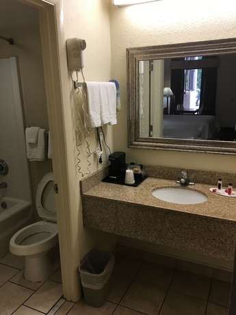 Imagen de la habitación del Hotel Days Inn By Wyndham Lake City I-10. Foto 9