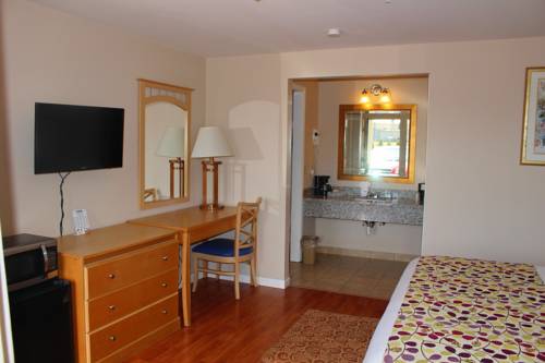 Imagen de la habitación del Hotel Days Inn By Wyndham Lakewood South Tacoma. Foto 3
