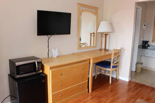 Imagen de la habitación del Hotel Days Inn By Wyndham Lakewood South Tacoma. Foto 6
