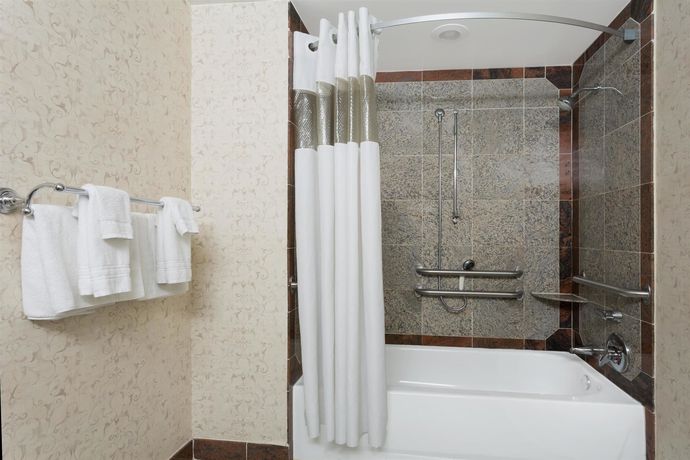 Imagen de la habitación del Hotel Days Inn By Wyndham Lanham Washington Dc. Foto 14