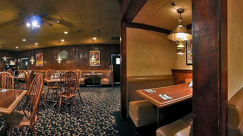 Imagen del bar/restaurante del Hotel Days Inn By Wyndham Las Vegas Wild Wild West Gambling Hall. Foto 2