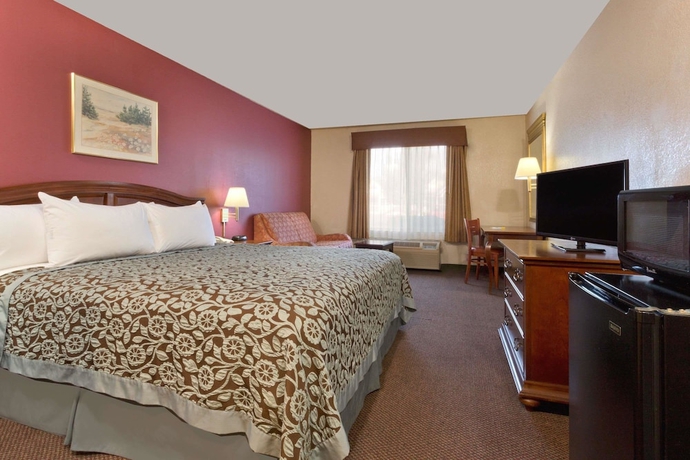 Imagen de la habitación del Hotel Days Inn By Wyndham Lathrop. Foto 14