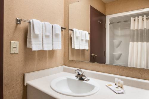 Imagen de la habitación del Hotel Days Inn By Wyndham Leamington. Foto 5