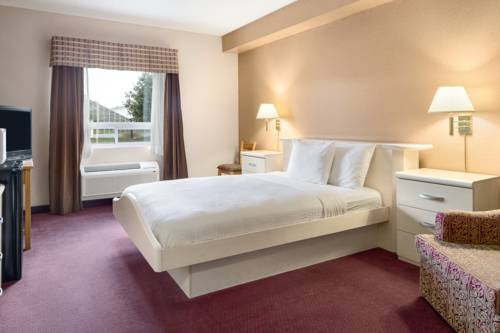 Imagen de la habitación del Hotel Days Inn By Wyndham Leamington. Foto 10