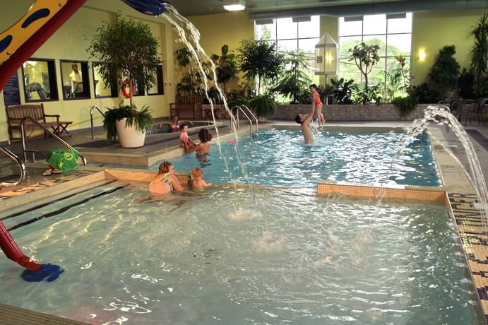 Imagen de la piscina del Hotel Days Inn By Wyndham Levis. Foto 19