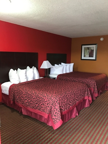 Imagen de la habitación del Hotel Days Inn By Wyndham Liberty/ne Kansas City. Foto 3