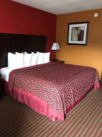 Imagen de la habitación del Hotel Days Inn By Wyndham Liberty/ne Kansas City. Foto 5