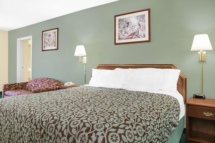 Imagen de la habitación del Hotel Days Inn By Wyndham Lincoln, Lincoln. Foto 3