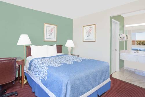 Imagen de la habitación del Hotel Days Inn By Wyndham Lost Hills. Foto 4