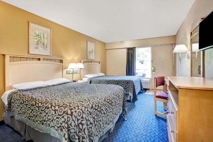 Imagen de la habitación del Hotel Days Inn By Wyndham Louisville Airport Fair And Expo Center. Foto 12