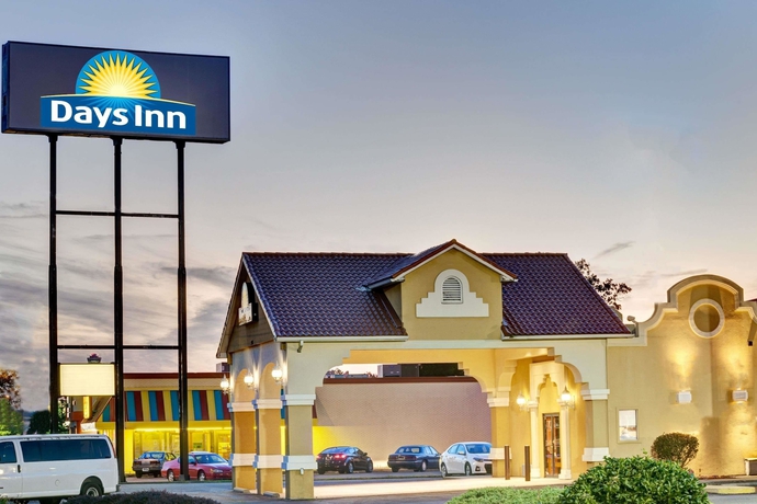 Imagen general del Hotel Days Inn By Wyndham Louisville Airport Fair And Expo Center. Foto 1