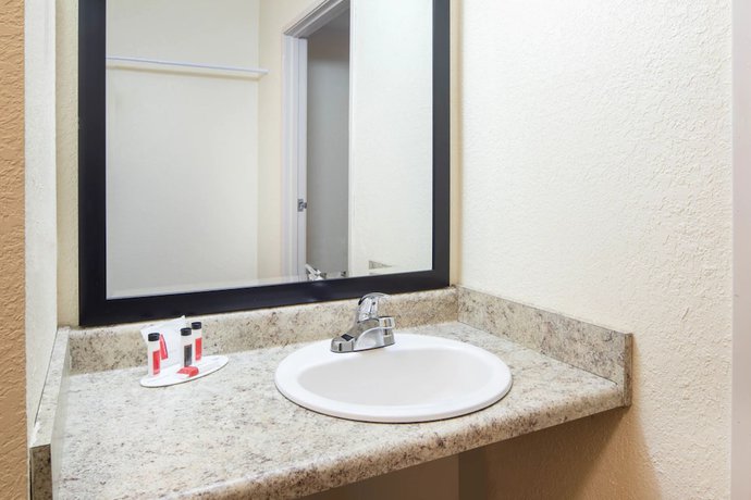 Imagen de la habitación del Hotel Days Inn By Wyndham Macon I-75 North. Foto 15