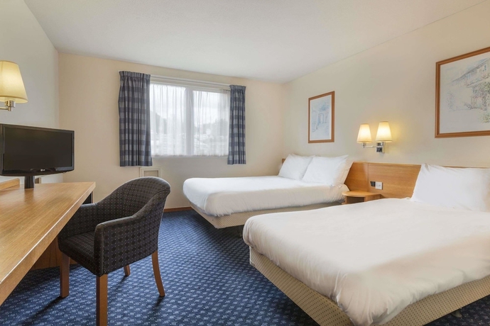 Imagen de la habitación del Hotel Days Inn By Wyndham Magor. Foto 8