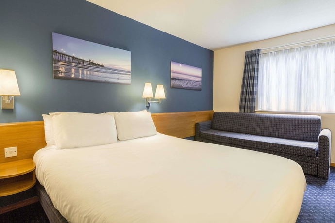 Imagen de la habitación del Hotel Days Inn By Wyndham Magor. Foto 9