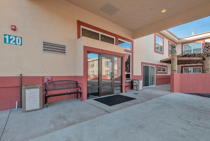 Imagen de los interiores del Hotel Days Inn By Wyndham Manitou Springs. Foto 18