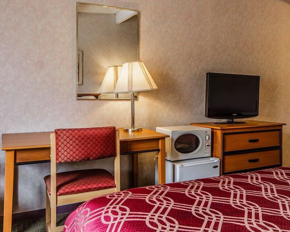 Imagen de la habitación del Hotel Days Inn By Wyndham Manitowoc. Foto 2